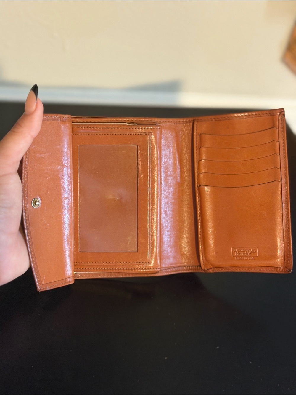 ❌SOLD❌Dooney & Bourke Yellow Leather Wallet with Brown Trim and Kiss-Lock - Picture 3 of 5